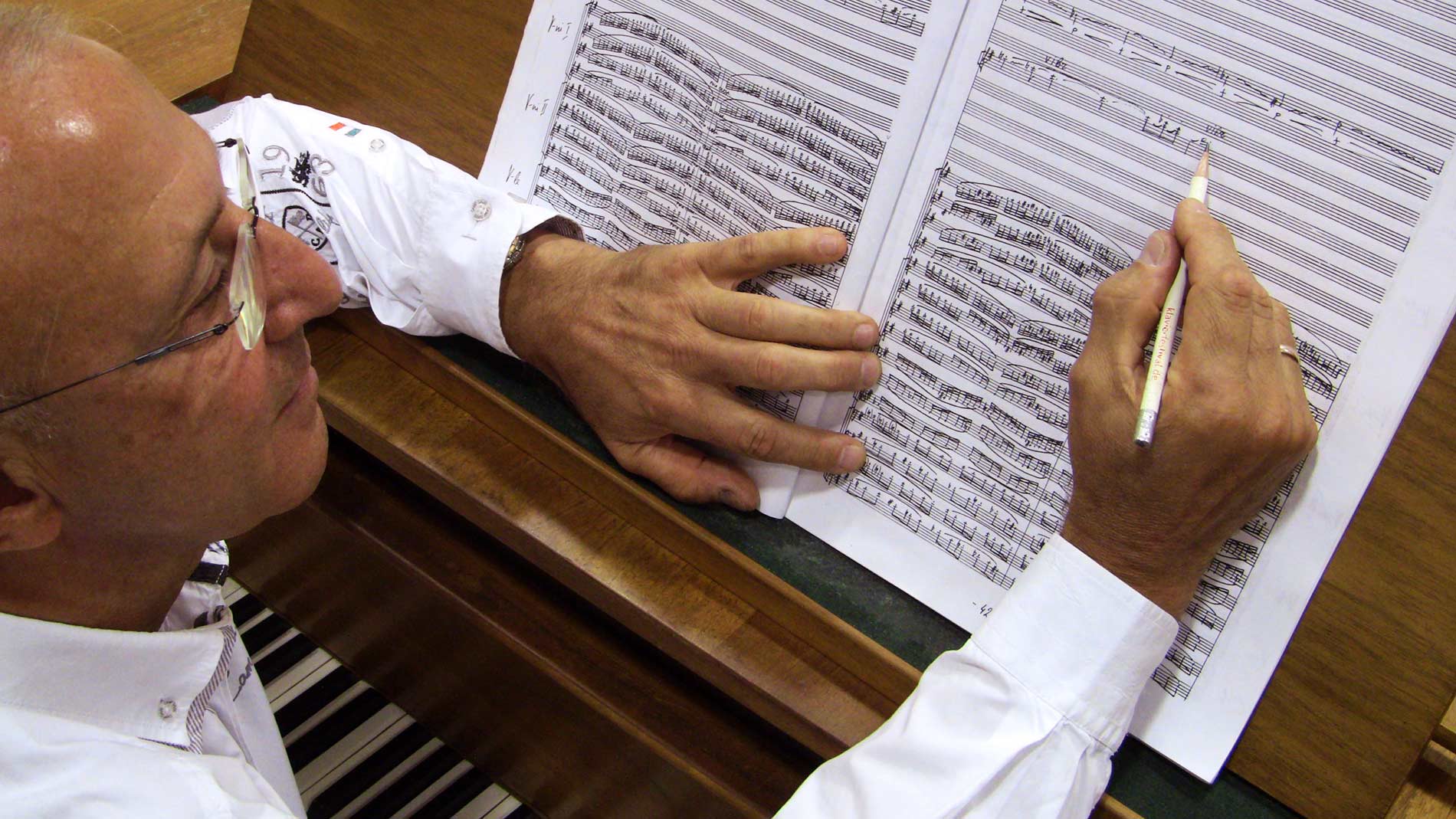 Slawa Ulanowski – composer, arranger, saxophonist, clarinetist and music teacher